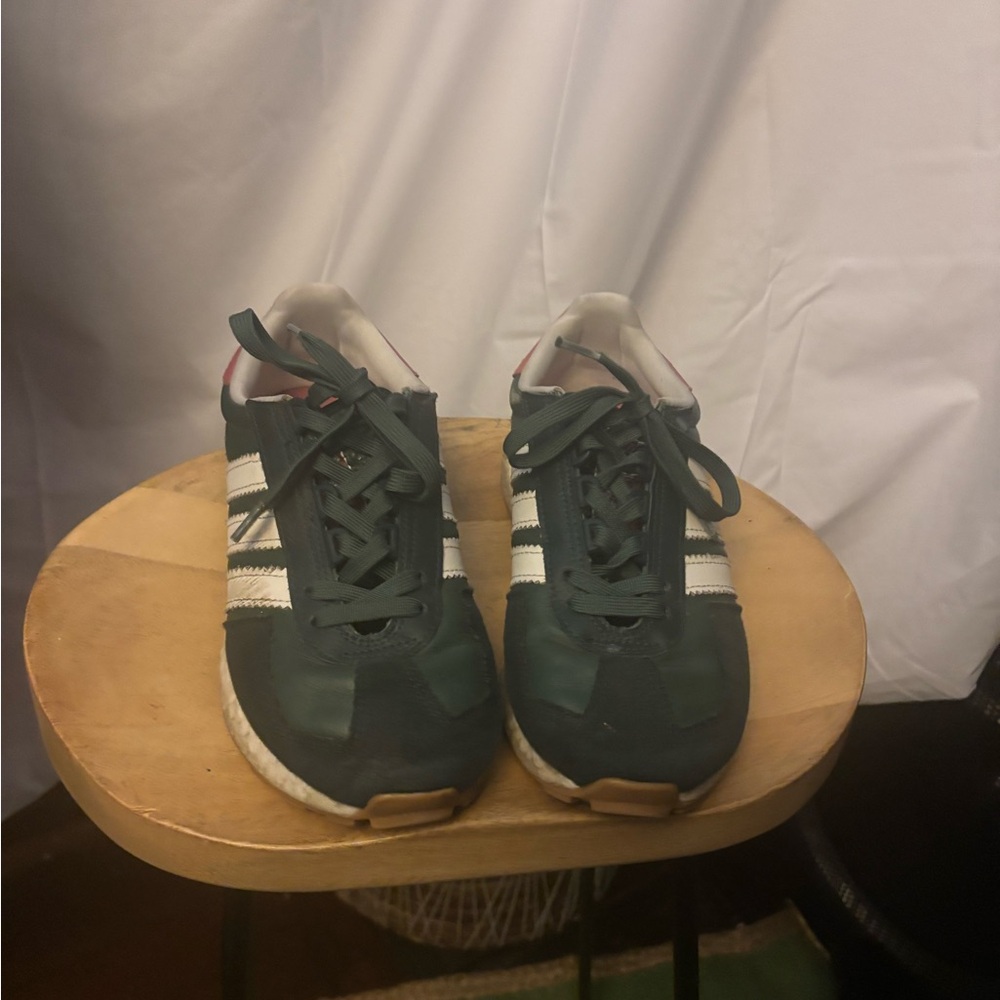 Adidas Sneakers
